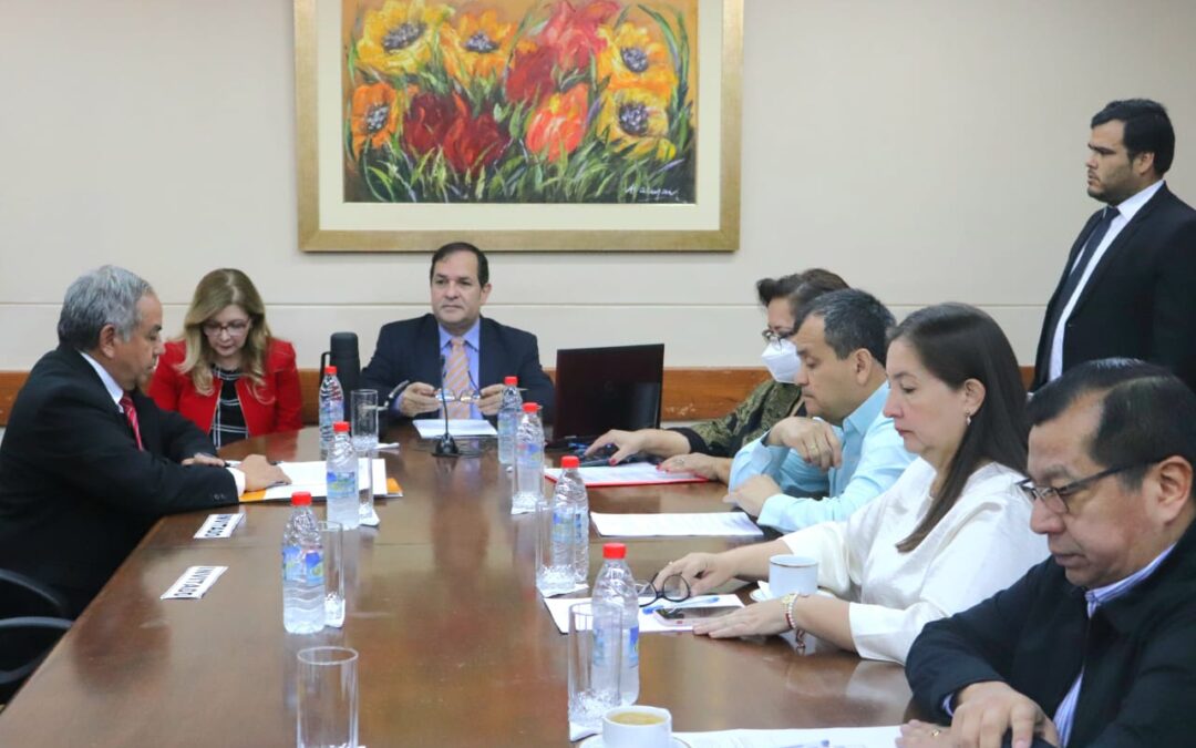 Comisión de Presupuesto de Diputados aprobó crédito para saldar deudas con constructoras