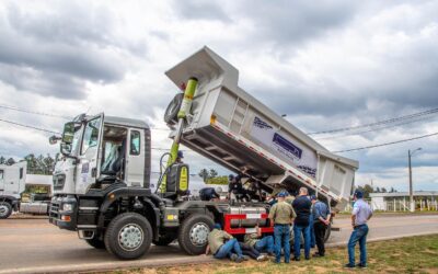 Timbo es aliado en la formación de instructores para flota pesada en el país