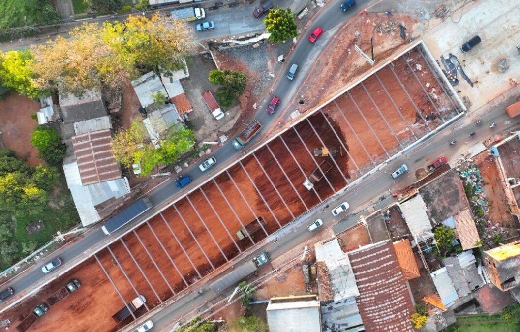 Trabajan arduamente para concluir pronto el túnel de Tres Bocas
