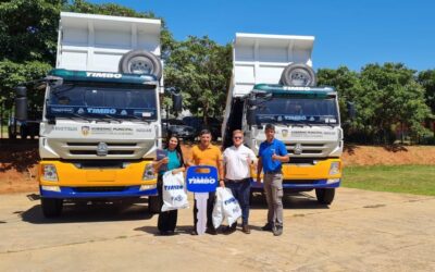 Timbo entregó dos Sinotruk Homan H5 al municipio de Luque
