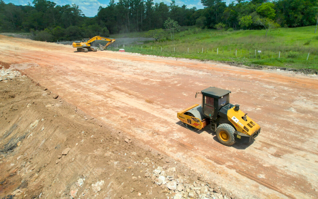 Maquinarias Sany demuestran su eficiencia en la circunvalación de Caacupé