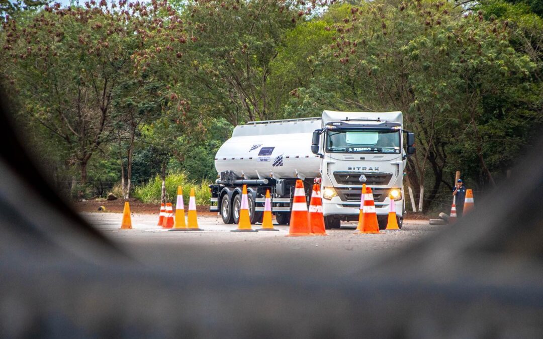 Timbo capacitó a nuevos choferes de flota pesada