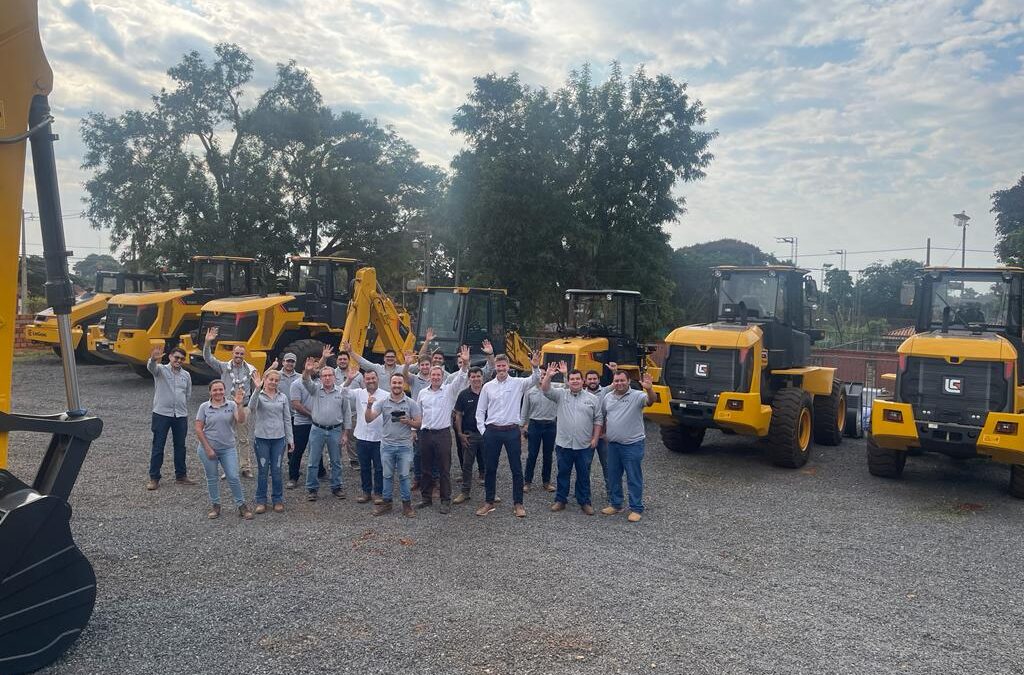 LiuGong realizó capacitación para la fuerza de ventas de Target