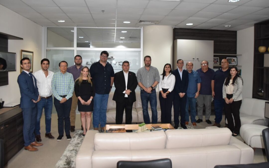 Encuentro estratégico entre INC y CAVIALPA busca impulsar el Desarrollo Vial y de la Construcción en Paraguay