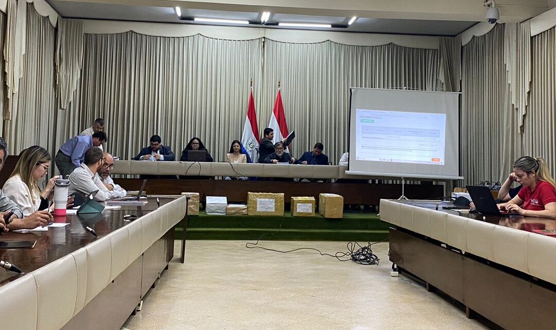 Constructoras asociadas presentan sus ofertas para obras de la ruta Graneros del Sur