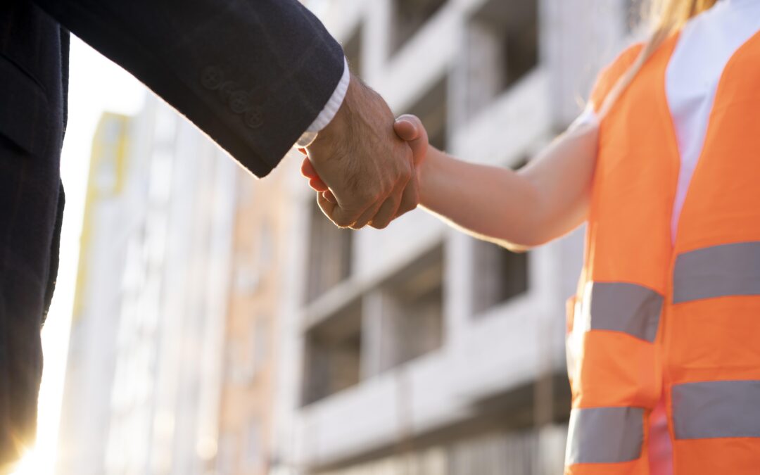 Constructoras dinamizan el mercado laboral con búsquedas activas