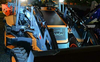 Automotor presentó la Retroexcavadora HB640C