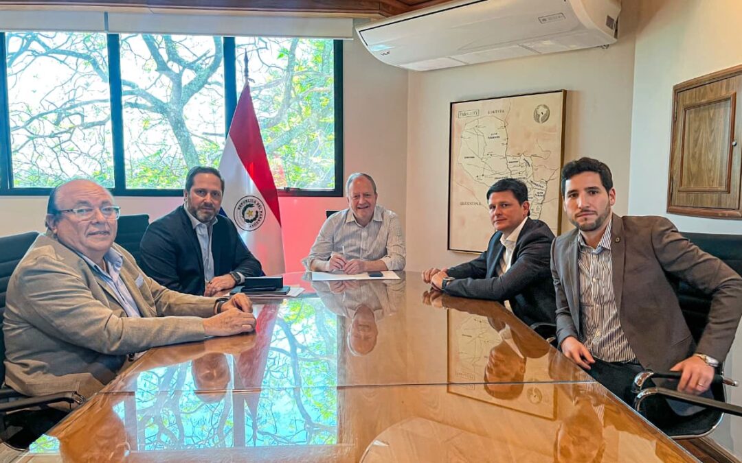 Gobierno promete pago de G. 300.000 millones a constructoras en noviembre