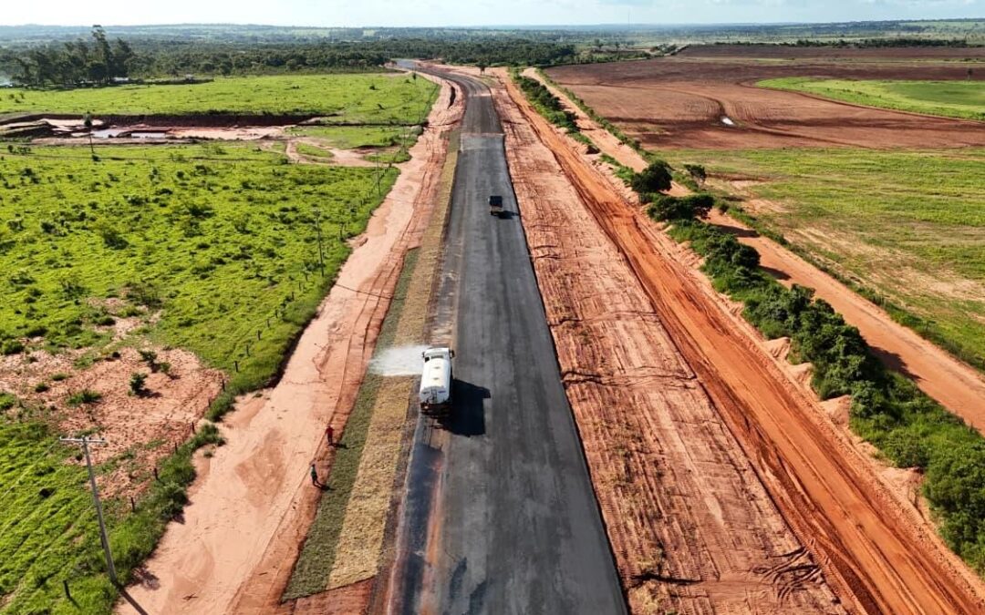 Mientras la deuda crece, presupuesto aprobado no puede cubrir obras en ejecución