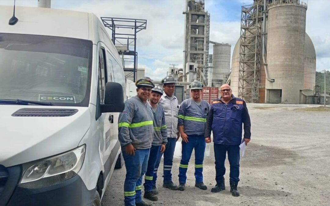 Choferes de transporte de carga certifican competencias en planta de CECON