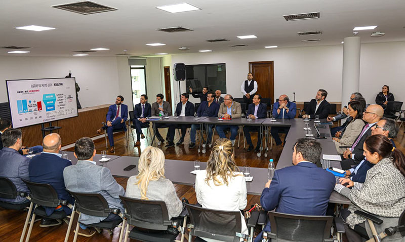Gobierno y gremios de la construcción avanzan hacia una solución que devuelve previsibilidad