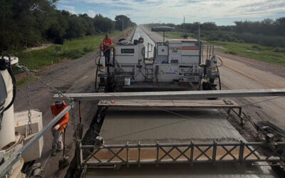 Primera ruta de hormigón avanza con tecnología de pavimentación rígida